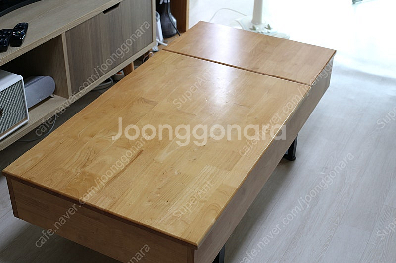 원목 리프팅 거실 테이블 싸게 판매합니다.--0