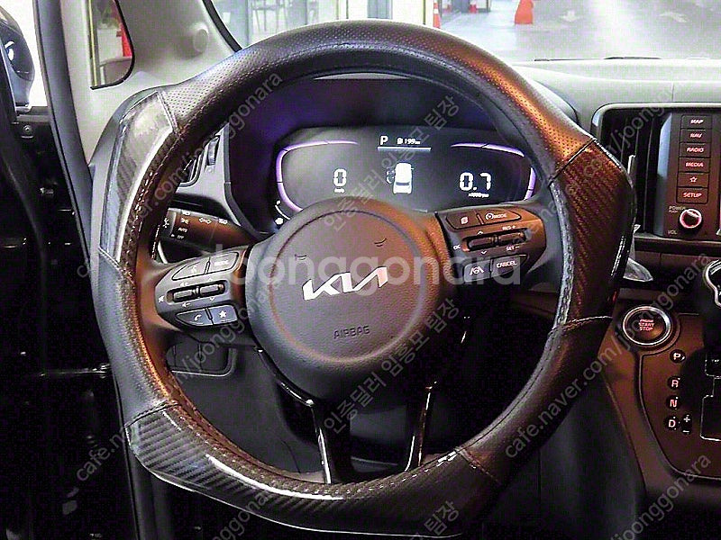 레이 중고 가격 더 뉴 레이 검정색 2023년식 14,386km 시그니처 중고자동차--9