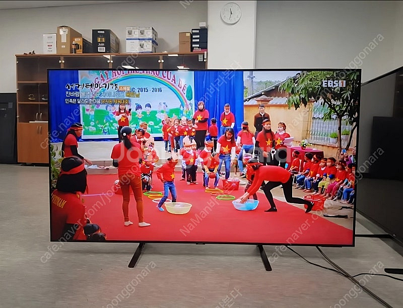 삼성 65인치 UHD 4K 스마트티비 팝니다(상위버전/...--0