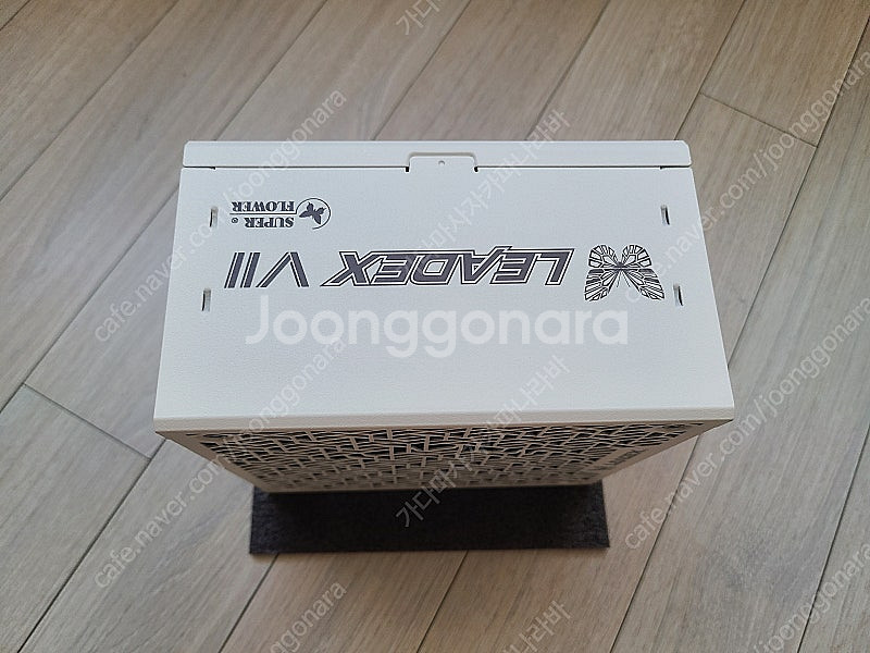 SuperFlower SF-1000F14XP LEADE...--6