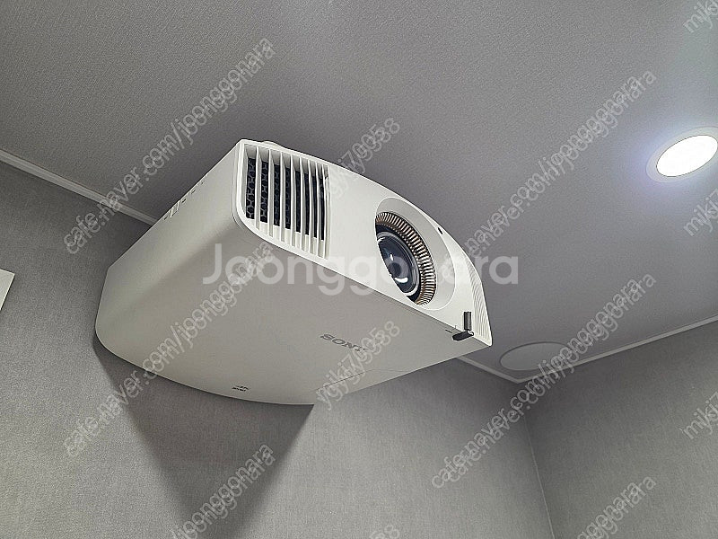 소니VPL VW570ES/REAL 4K 홈시어터 최고봉...--0