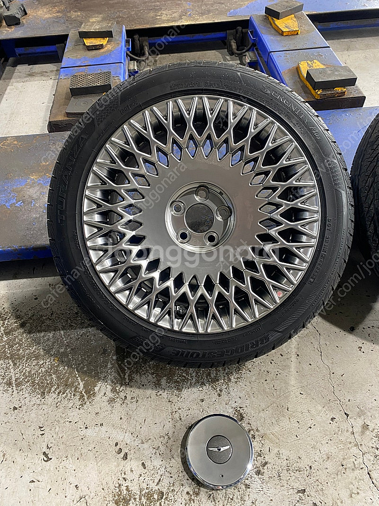 제네시스 G90 19인치 휠+휠캡+타이어+TPMS+순정...--2