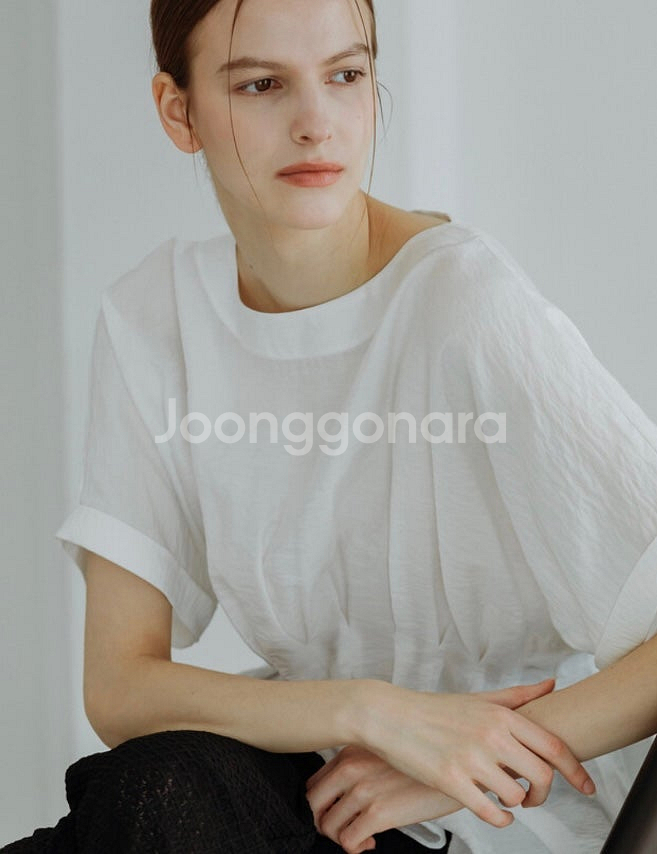 새상품) 지에마르 웨이스트 포인트 블라우스 화이트--1