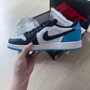 Nike Air Jordan 1 Retro Low OG (다크 파우더 블루) 새제품 팝니다.