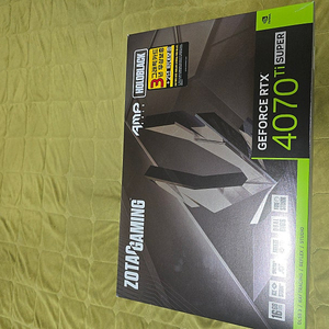 4070 ti super amp holo 팝니다