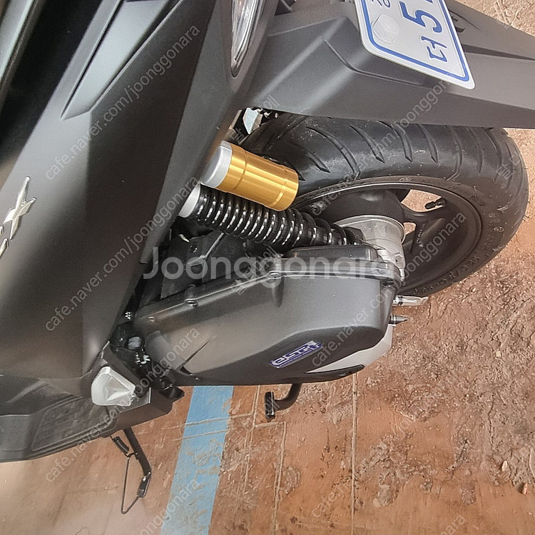 Pcx125 2025년형 (유상책임)+배달통+자석거치대 신차 리스 승계 합니다--4