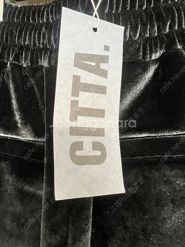 택째 새상품 CITTA 벨로아 와이드팬츠 만원--2