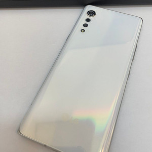 LG벨벳 화이트 128GB 상태좋은 중고9만팝니다.