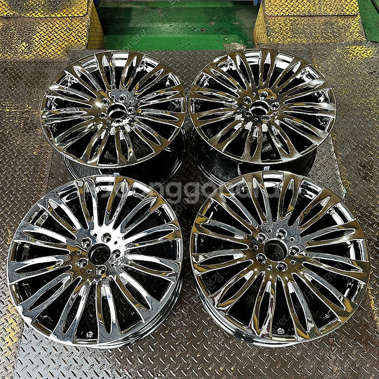 20인치 벤츠 W222 S560 마이바흐 화이트크롬 중...--0