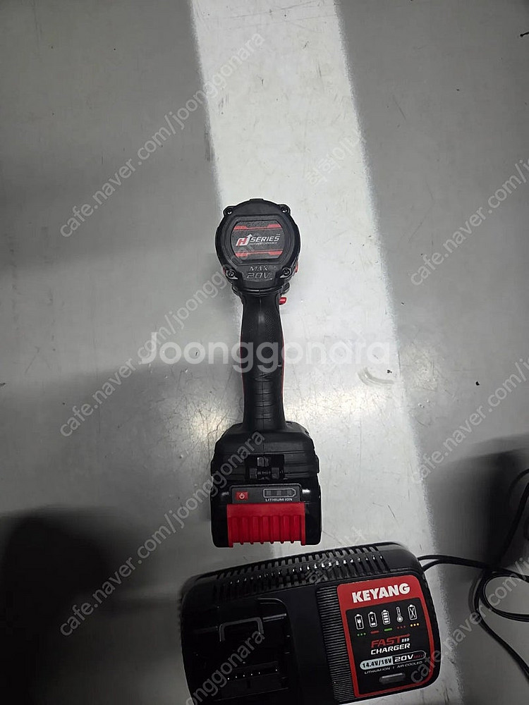 계양 20v임팩 DW20BLH-315 팝니다--3