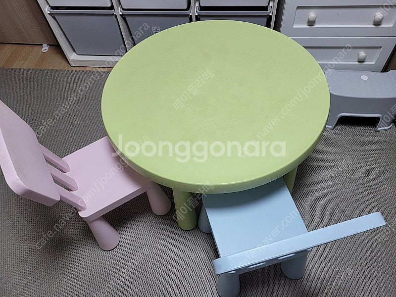 이케아 맘무트 책상, 의자2 판매합니다--1