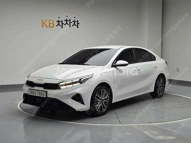 K3 중고 차 시세 K3 더뉴 K3 2세대 흰색 202...--0