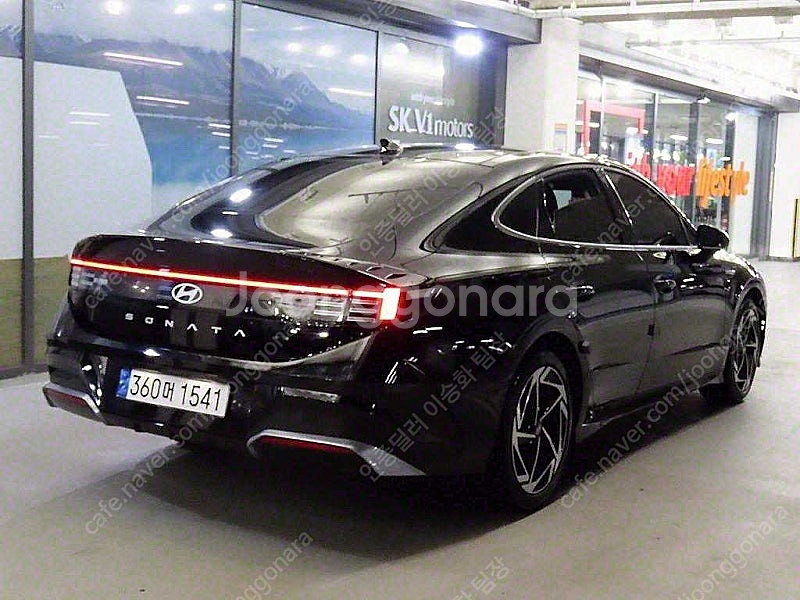 16,898 km 24년형 쏘나타 중고 디 엣지 DN8...--9