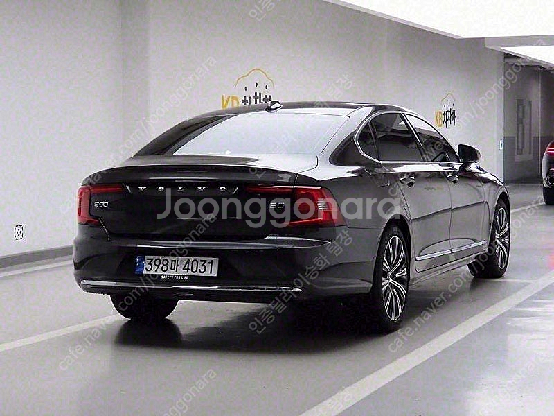 17,948 km 볼보 중고 S90 중고 볼보 중고차 ...--9