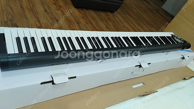 아이콘 아이키보드 iCON i Keyboard 8X 8...--2