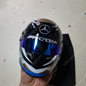 벨 F1 도리안 핀 미니헬멧