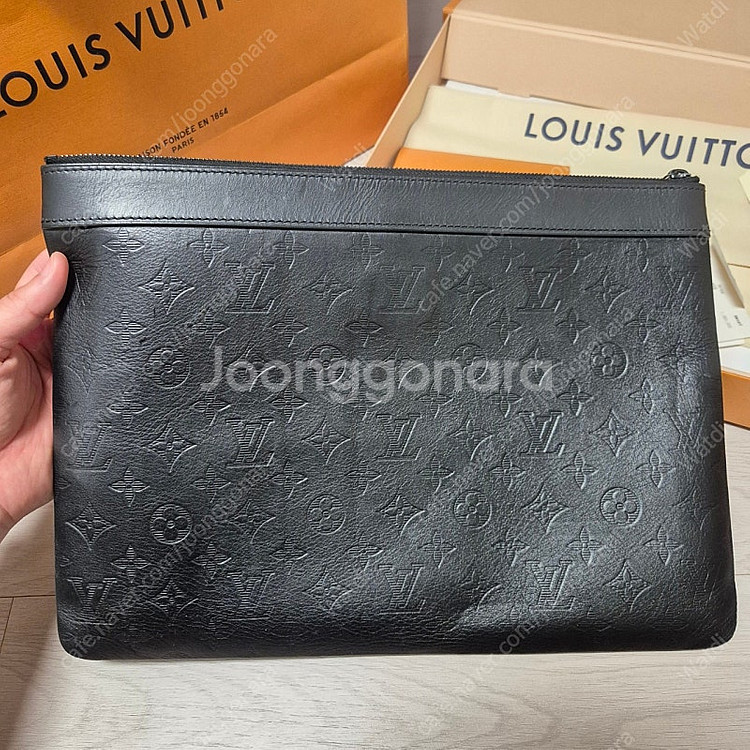 루이비통 포쉐트 모노그램 쉐도우 블랙 M62903 클러...--2