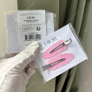 디올 헤어핀 헤어클립
