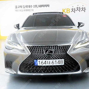렉서스 LS 중고 렉서스 LS500 중고자동차 회색 2023년식 19,410km 3.5 플래티넘 AWD 개인사업자 차량구매