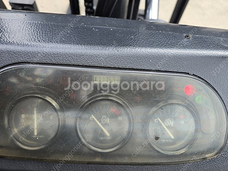 두산 D30S-5 중고지게차｜사이드쉬프트 장착｜엔진 밋...--7