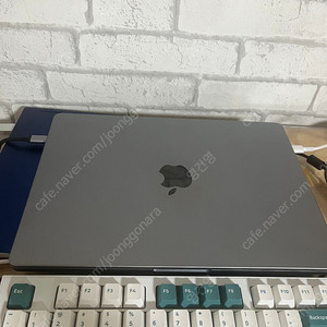 m2 max 맥북 프로 14 스페이스 그레이 32gb 1tb 팝니다