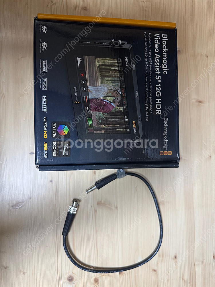 블랙매직 비디오어시스트 5인치 12G--0