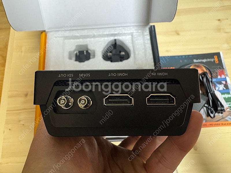 블랙매직 비디오어시스트 5인치 12G--2