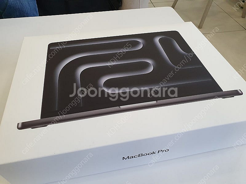 미개봉 맥북프로14 m4 pro 512GB 24GB 블...--0