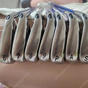 (여성용)캘러웨이 XR 아이언 6번부터 S까지 7개 세트 그라파이트 L 정품 판매합니다