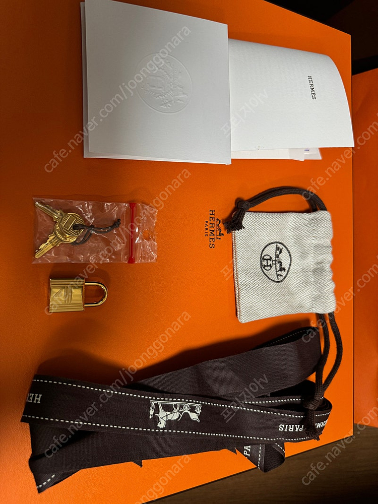 에르메스 피코탄 22블랙 누아 팔아요. 이미지