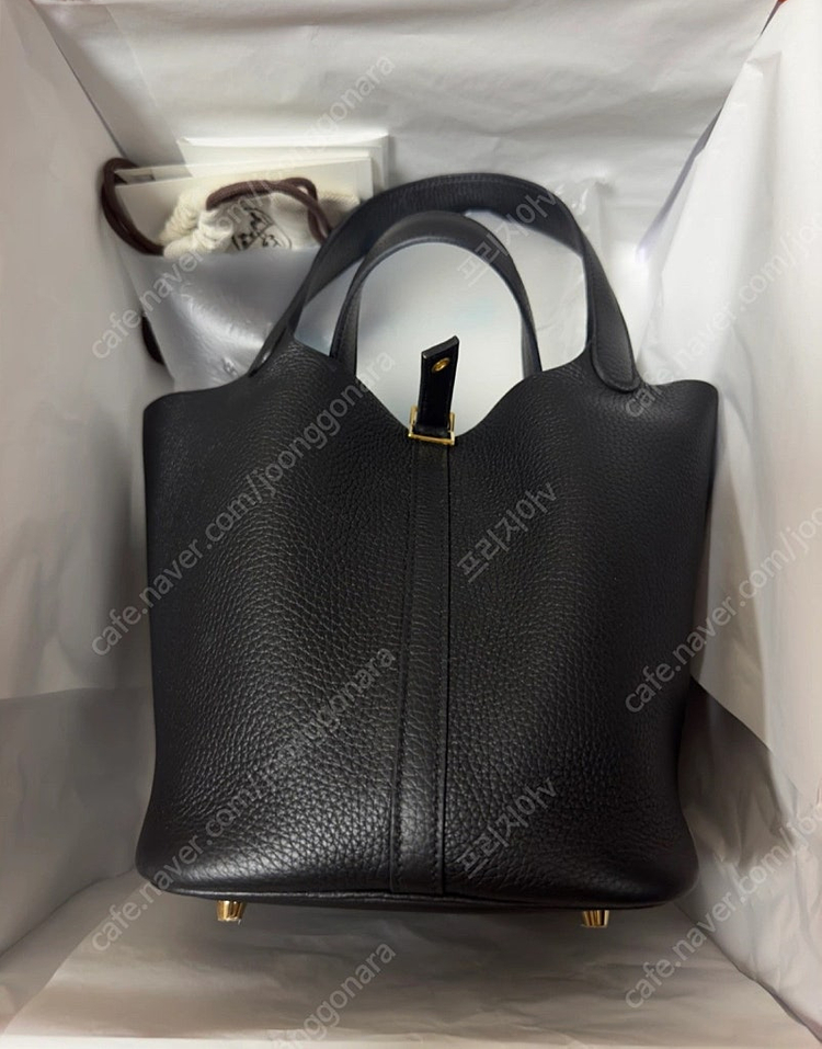 에르메스 피코탄 22블랙 누아 팔아요. 이미지