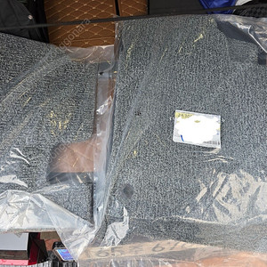 싼타페 mx5 하이브리드 7인승 코일 매트 팝니다. 새상품