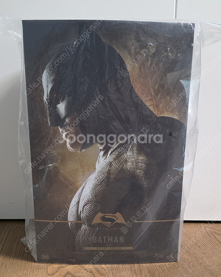 핫토이 BVS배트맨 2.0 개봉품--0