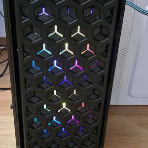 라이젠5600g rtx2060 게이밍 컴퓨터 32인치 모니터 풀세트판매