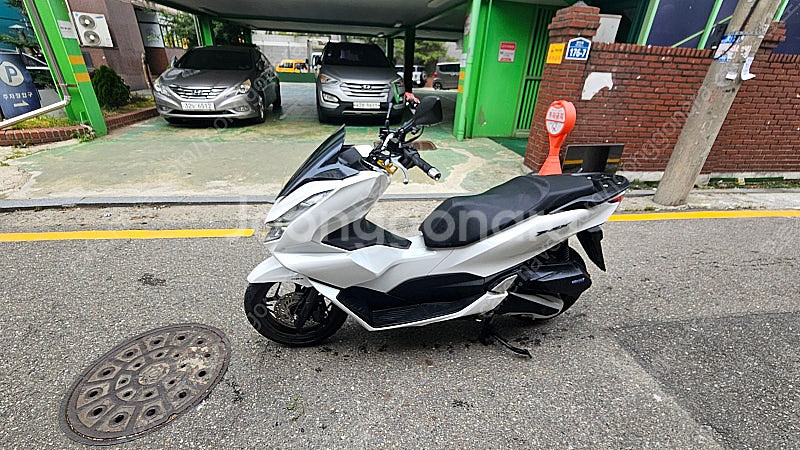 24년식 pcx125판매합니다--1