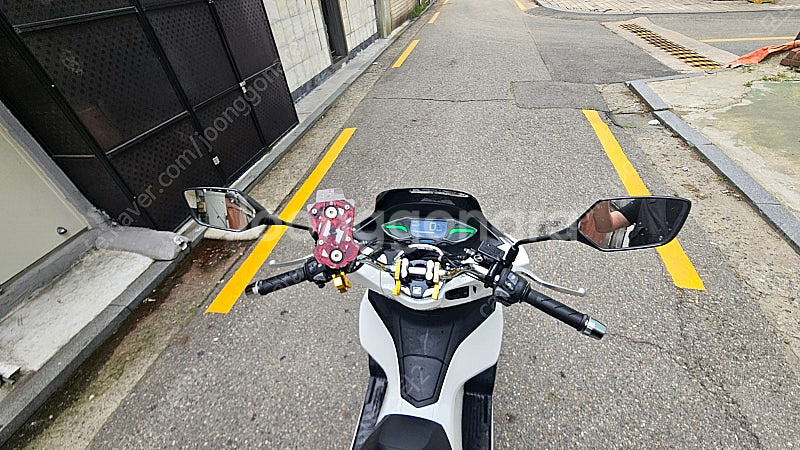 24년식 pcx125판매합니다--5