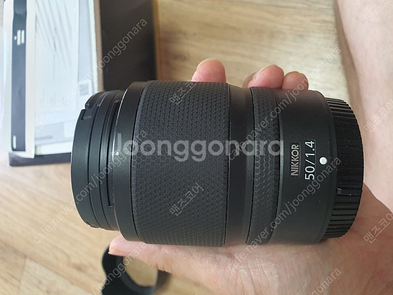 니콘 50mm f1.4 z 렌즈 판매합니다.--1