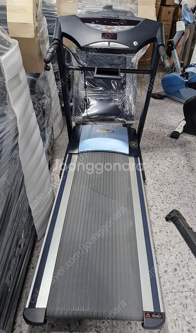 코베스포츠 750S 런닝머신판매합니다.--0