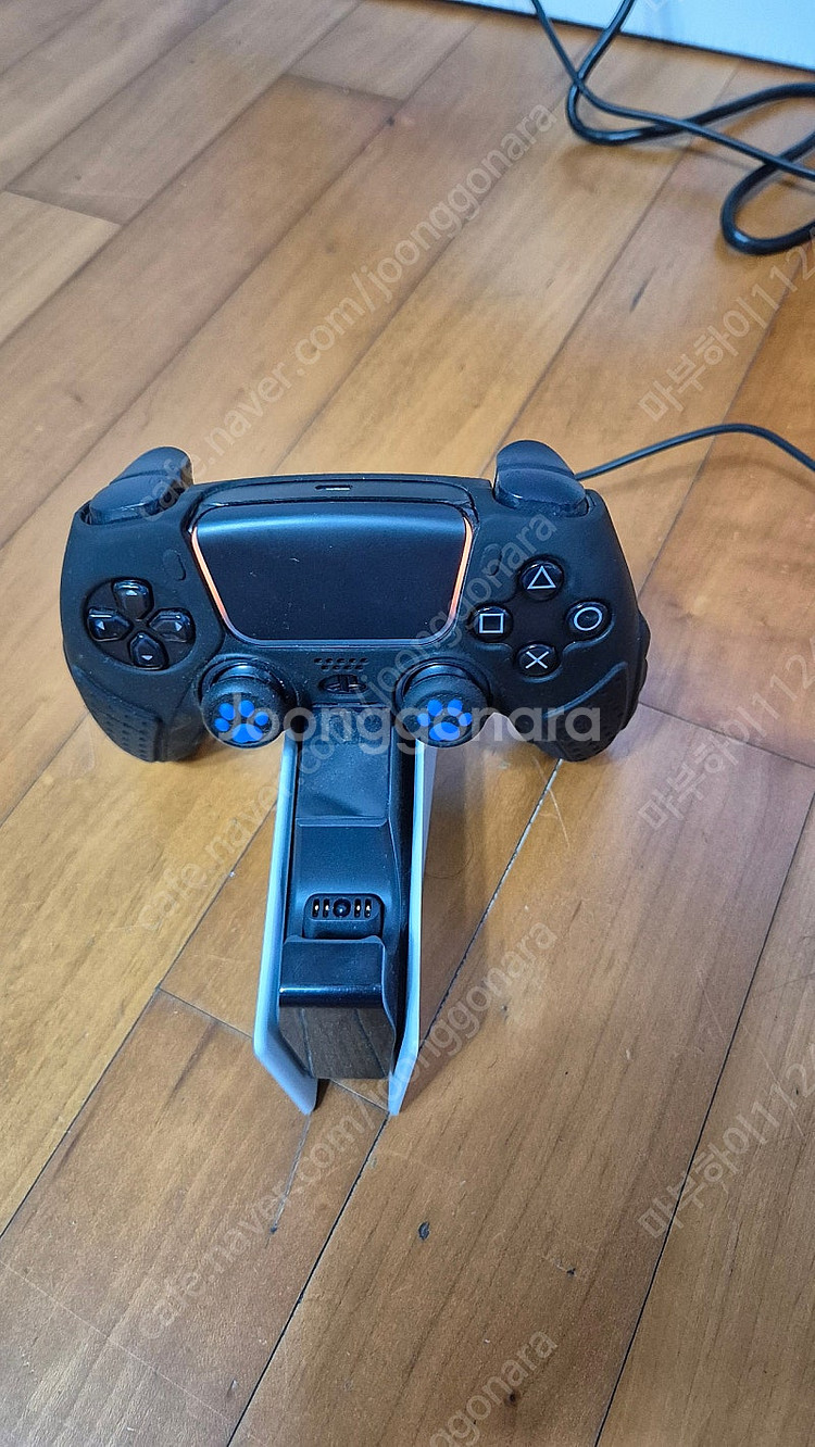 플스5 (PS5) 듀얼센스 블랙 + 소니정품 멀티충전 ...--1
