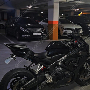 Cbr650r 2023년식 판매합니다