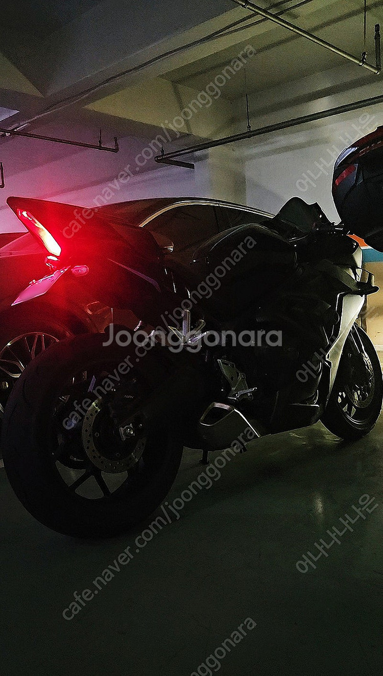 Cbr650r 2023년식 판매합니다--3