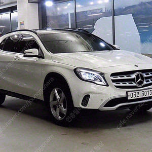 벤츠 GLA 중고 벤츠 GLA클래스 중고 2018년식 GLA220 중고자동차 시세표