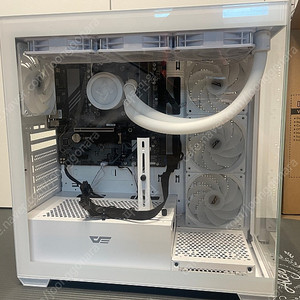 7800x3d RX9070 본체 팝니다