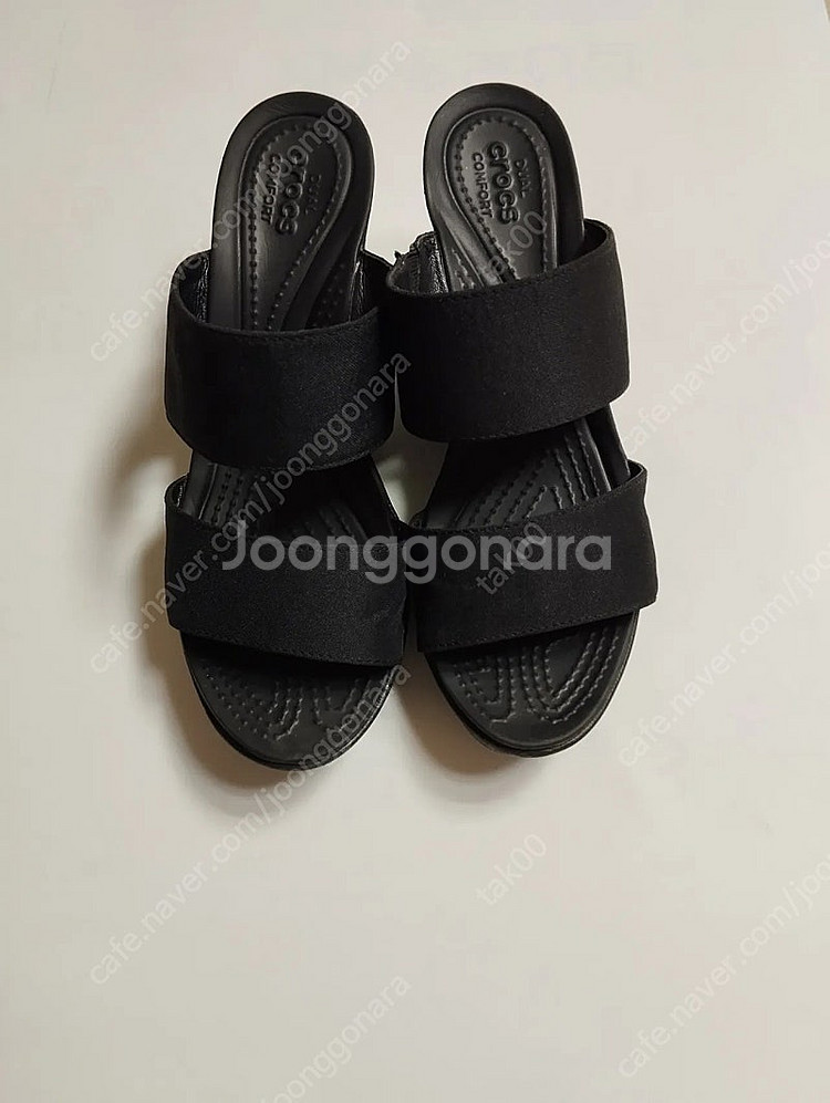 크록스 레이웨지 투스트랩 슬리퍼 w7 240--0