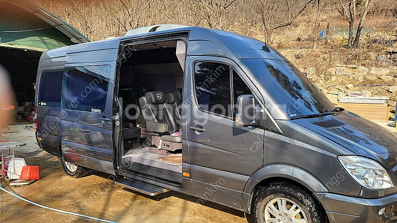 벤츠 스프린터 롱바디 캠핑카 겸 업무용 차량 팝니다--3