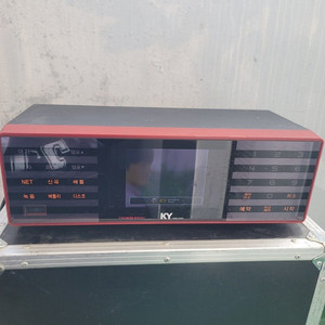 금영 노래방기기 반주기(KMS Q300)