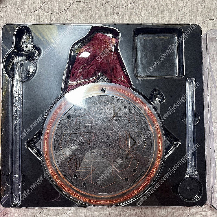핫토이 MMS629 노웨이홈 닥터스트레인지 팝니다.--1