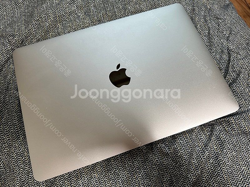 맥북M1프로 13인치 8RAM/512GB(팜)--1