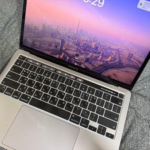 맥북M1프로 13인치 8RAM/512GB(팜)