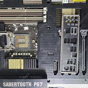 ASUS SABERTOOTH P67 인텔 2,3세대용